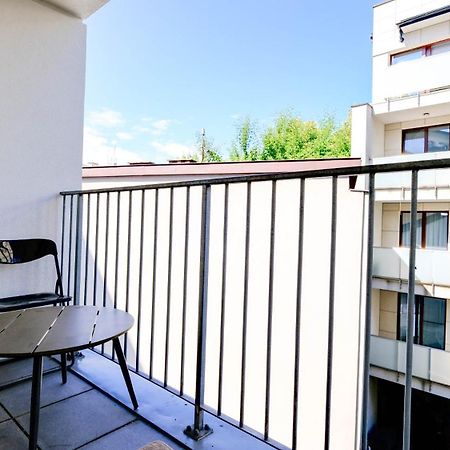 Luxury Apartment Free Parking Wawel Castle 2 Minutes Krakow Bagian luar foto