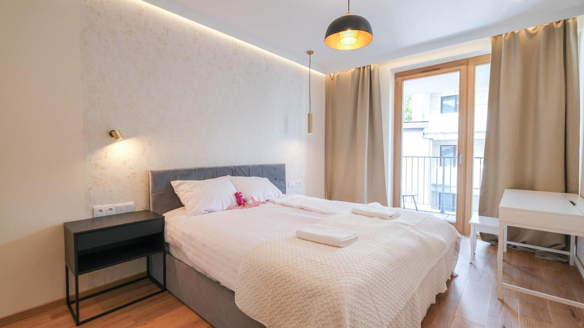 Luxury Apartment Free Parking Wawel Castle 2 Minutes Krakow Bagian luar foto